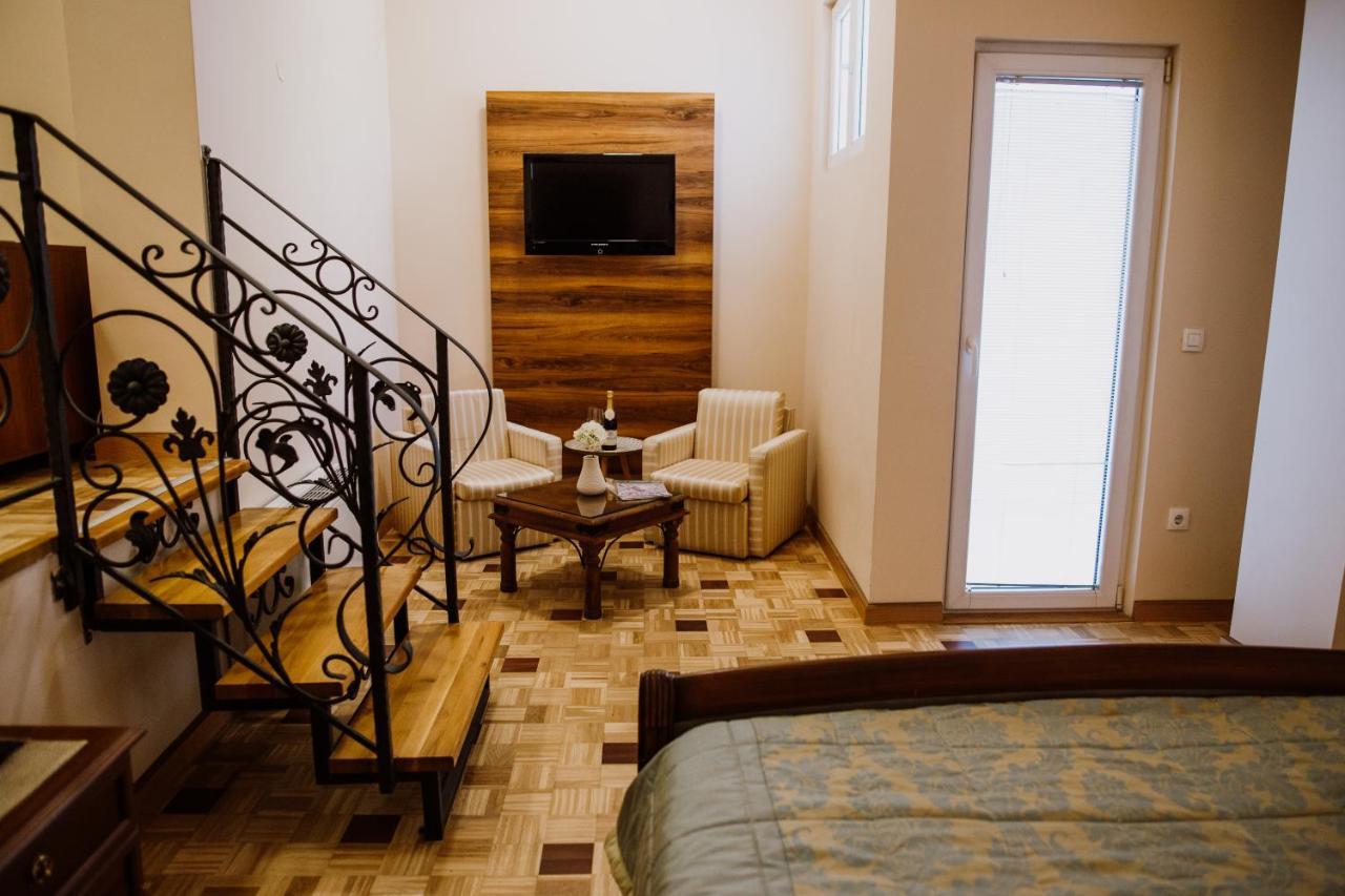 Bela Kuka Hotel Bitola Zewnętrze zdjęcie